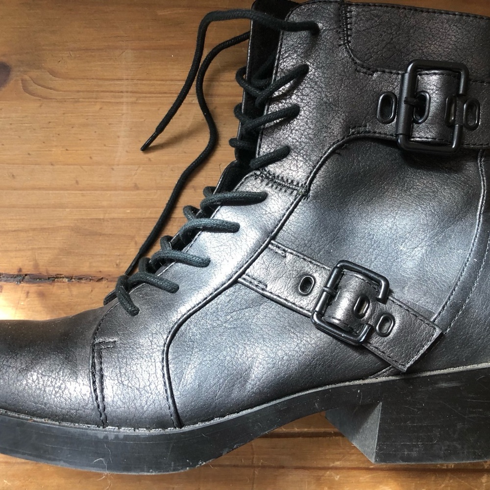 Rocket ๐ Dog Leather Moto Boots - Picture 3 of 9